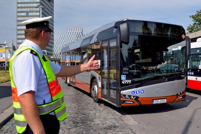 Hybridní autobus Solaris Urbino 12 | Foto: Petr Hejna