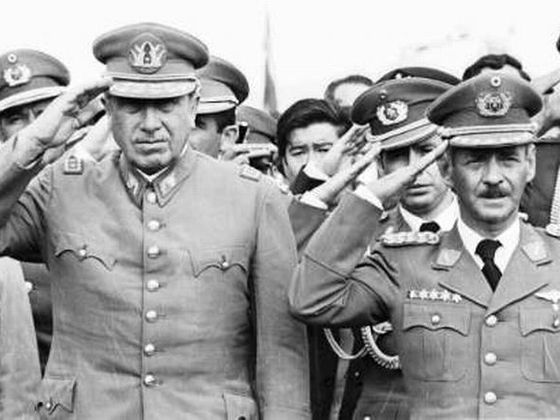 Více o Pinochetově puči: pinochet 4