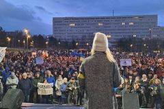 "Slováci vědí, kdo je oběť." Za sbírkou na munici pro Ukrajinu je i frustrace z Fica