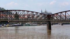 Železniční most v Praze