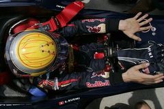 Buemi zůstane u stáje formule 1 Toro Rosso i příští rok