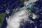 V Karibiku sílí další hurikán, žene se na Yucatán