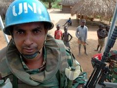 Súdán odmítá do Dárfúru pustit mírové jednotky OSN