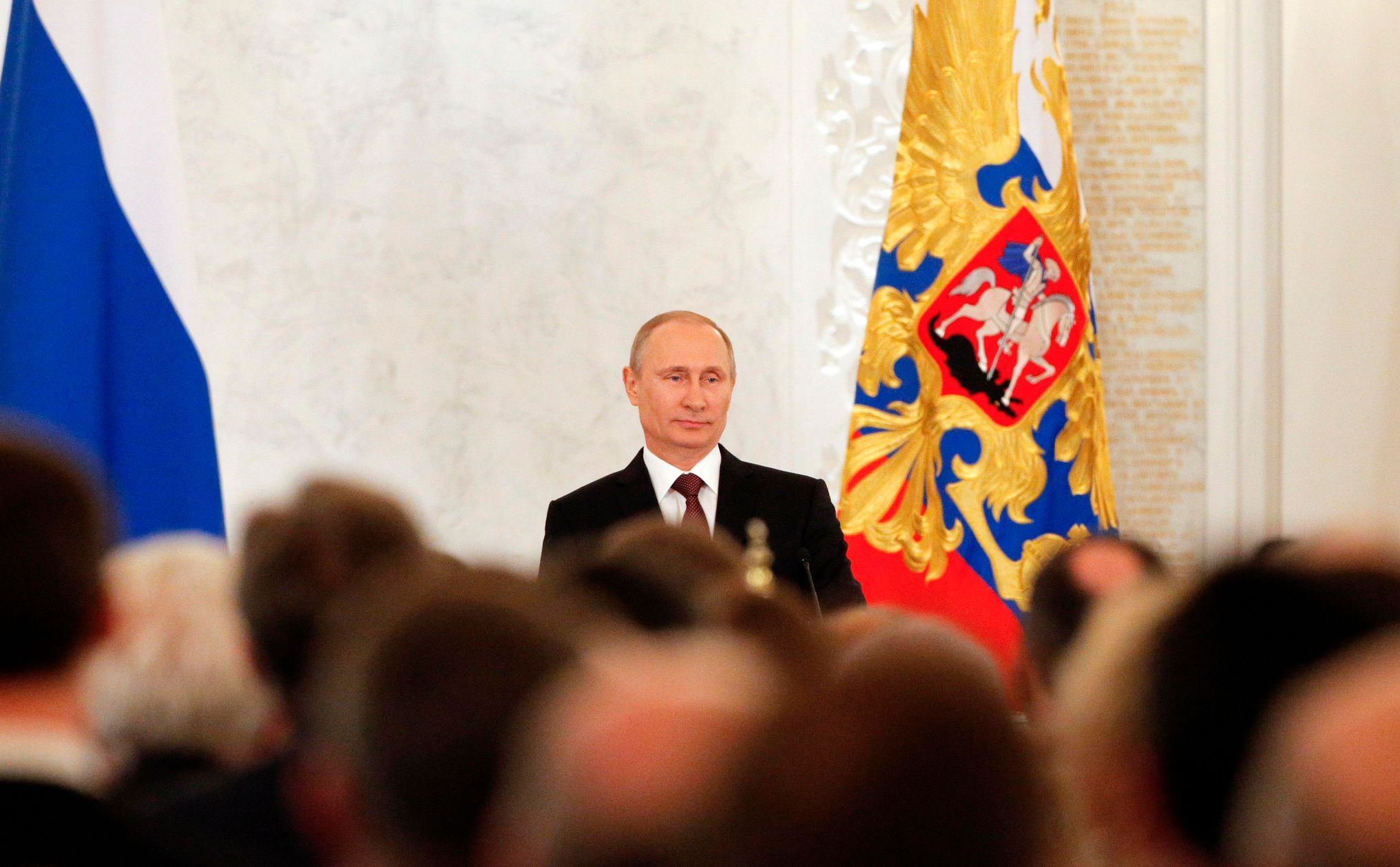 Vladimir Putin v Kremlu promlouvá k federálnímu shromážděn.