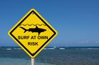 V Austrálii napadl žralok sedmnáctiletého surfaře, mladík útok nepřežil