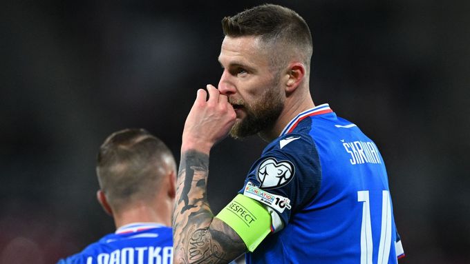 Zklamaný kapitán Slováků Milan Škriniar po utkání v Německu