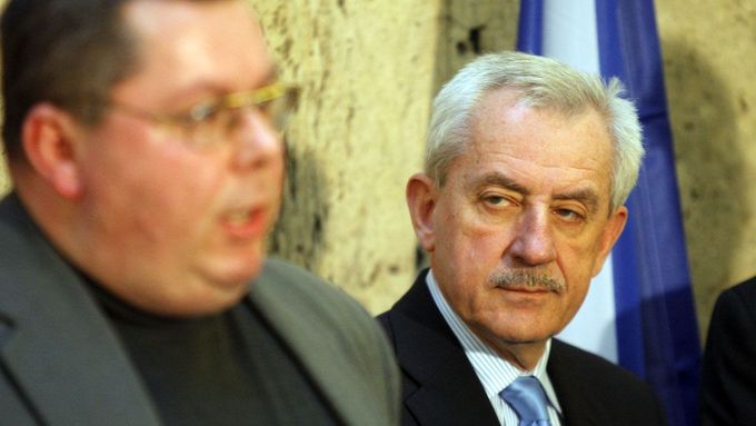 Místopředseda LOK Miloš Voleman a ministr Leoš Heger.