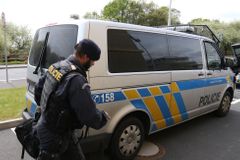 Policie zasahuje na několika místech, razii vedou kriminalisté z NCOZ