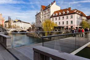 Foto: Městské nábřeží jako ze žurnálu. Lublaň se právem pyšní jedním z nejhezčích nábřeží v Evropě