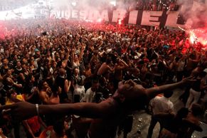 FOTO Brazilské šílenství. Postup Corinthians slavily davy