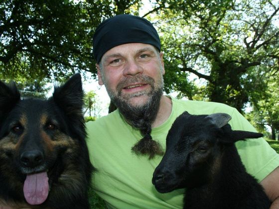 doc. RNDr. Pavel Hulva, Ph.D. Zoolog a biolog Pavel Hulva