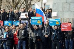 Bojují o naději. Na protivládních demonstracích v Rusku přibylo mladých lidí, žádají změnu