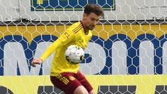 fotbal, Fortuna:Liga, Olomouc - Sparta, Kaan Kairinen, sporný okamžik