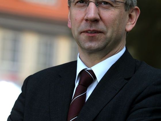 Čtěte také Jaromír Drábek, ministr práce a sociálních věcí