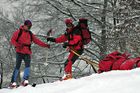 Úrazů na horách je víc než loni, varují záchranáři