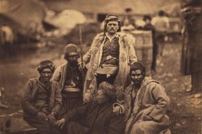 Když Rusko napadlo Osmany. Na Krymu se roku 1855 rodila válečná fotografie