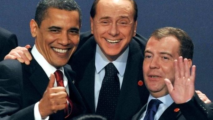 Summit G20 a americko-italsko-ruská momentka v podání pánů Obama-Berlusconi-Medveděv.