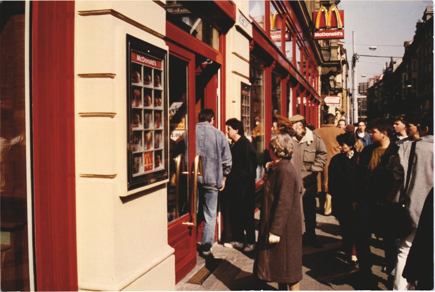 McDonald’ 25 let v ČR - historické snímky