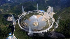 čínský teleskop na vyhledávání mimozemšťanů