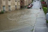 Proudy vody ve ulicích v Liberci-Františkově