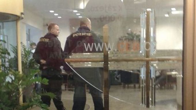 Zásah policie v sídle České exportní banky ve středu 15. ledna 2014