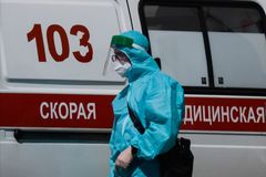 Mutace delta sužuje Rusko, hrozí kolaps nemocnic. Situaci zhoršuje pomalé očkování