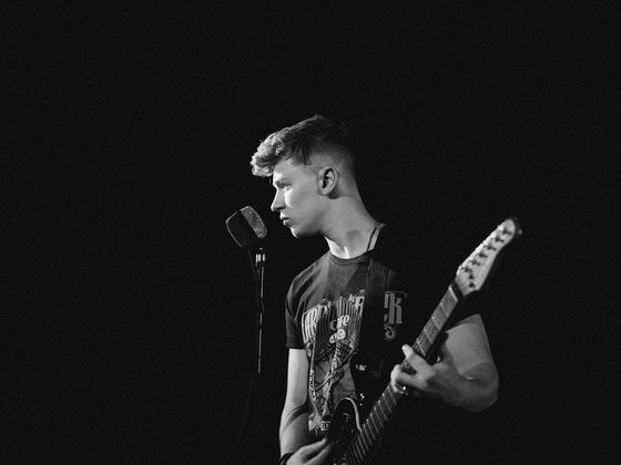 Adam Mišík (22) Zpěvák a herec Adam Mišík