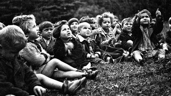 Obrazem: Operace Zámky. Před 75 lety Češi zachránili děti z koncentračních táborů