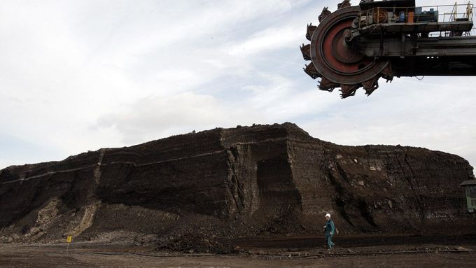 Hnědouhelný důl (ilustrační foto)
