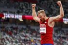 Oštěpaři zachránili čest české atletiky. Vadlejch má stříbro, Veselý bronz