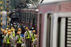 Nedaleko Tokia se srazil vlak s kamionem, nehoda má jednu oběť a 34 zraněných