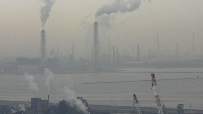 Emise oxidu uhličitého - ilustrační foto