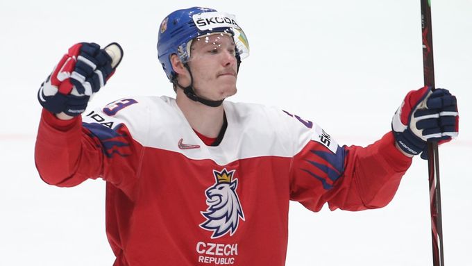 Dmitrij Jaškin je jedním z hráčů, kteří už nechtěli bojovat na hraně NHL a odešli do Ruska.