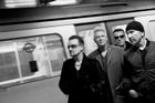 RECENZE Když U2 vzpomínají na punkery, střední třída trsá
