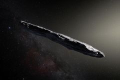 Posel z daleké minulosti. Zemi minul Oumuamua, první odhalený objekt z jiné sluneční soustavy