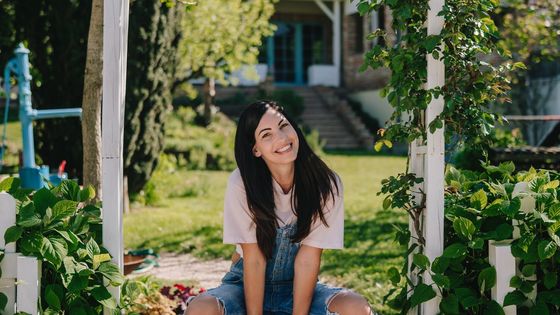 Z paneláku do sadu. Jak si rodina postavila ráj mezi jabloněmi, i když šetřila