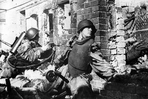 Foto: Nacisté čekali dobytí Stalingradu, ale spletli se. Krvavá bitva se táhla měsíce
