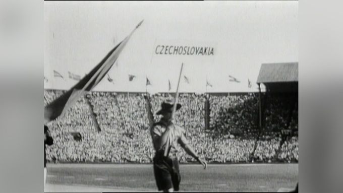 Československá výprava na zahájení olympiády v roce 1948 v Londýně