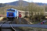 Dnes vyjel na 470 kilometrů dlouhou cestu na Moravu už 500. vlak. Výrobce minerálních vod díky obnově vlečky výrazně snížil dopravu po silnici.