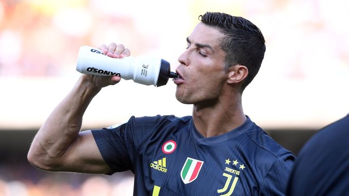 Cristiano Ronaldo vyšel v prvním soutěžním utkání za Juventus gólově naprázdno.