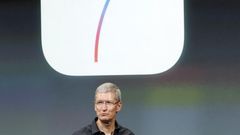 Šéf společnosti Apple Tim Cook představuje iOS7