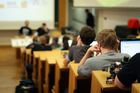 Pražské vysoké školy děsí úbytek peněz z Evropské unie