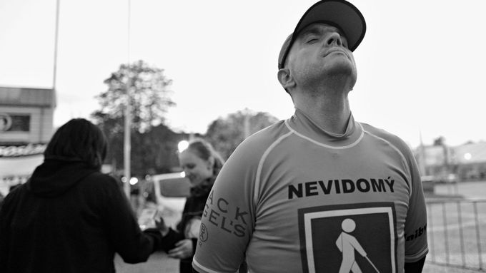 Fotky: Neuvěřitelný příběh odvahy a nezlomnosti slepého běžce Jana Bauera