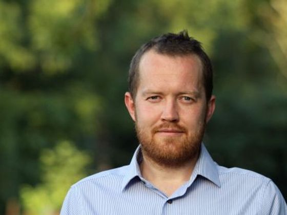 Kdo je Petr Brož? Mgr Petr Brož, PhD - vědecký pracovník Geofyzikálního Ústavu Akademie věd ČR