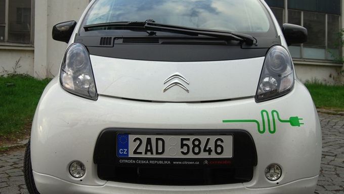 Citroën už má elektromobil C-Zero.