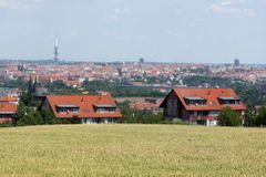 O statisíce nemovitostí se v Česku nikdo nehlásí. Lhůta pro propadnutí státu se blíží