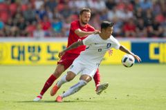 Živě: Česko - Jižní Korea 1:2, Češi museli zápas dohrávat v oslabení a v generálce na Euro prohráli