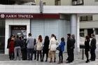 Kypr otevře banky, obří částky však již odtekly