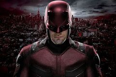 Recenze: Daredevil zůstává nejlepším komiksovým seriálem, realistická temnota mu sluší