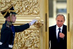 Putin řekl režiséru Stoneovi, že práce pro KGB byla jeho snem
